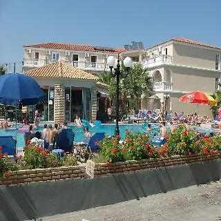 Vivian Apartahotel 2*