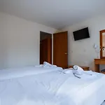 Vivian Aparthotel 2*