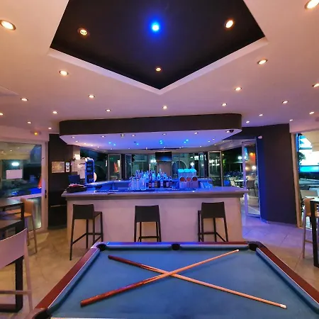 维维安公寓式酒店 2*