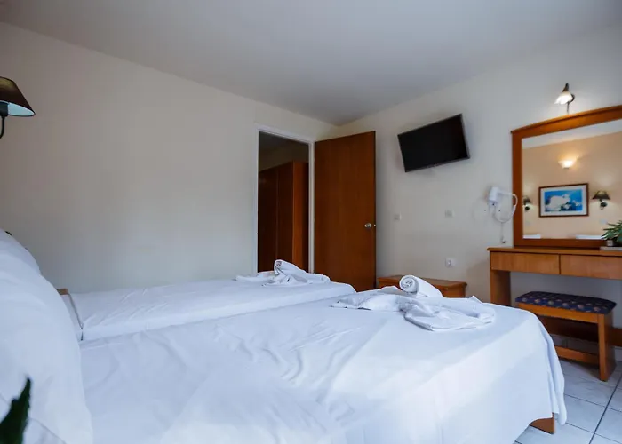 Vivian Ξενοδοχείο με διαμερίσματα 2*