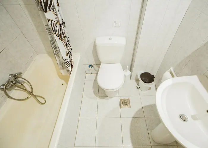 Ξενοδοχείο με διαμερίσματα Vivian 2*