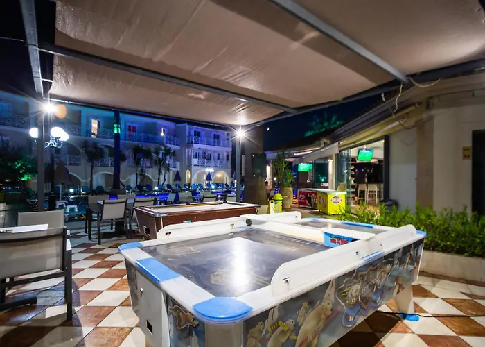 Vivian 2* Λαγανάς