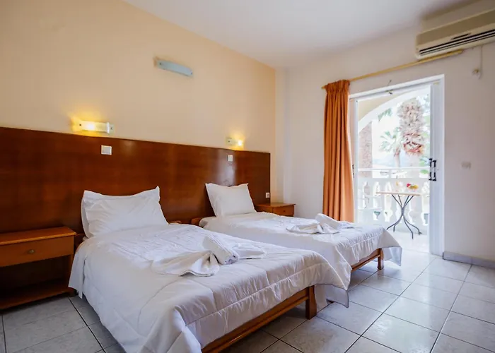 Ξενοδοχείο με διαμερίσματα Vivian Λαγανάς