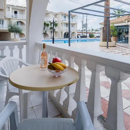 维维安公寓式酒店 2* 拉加纳斯